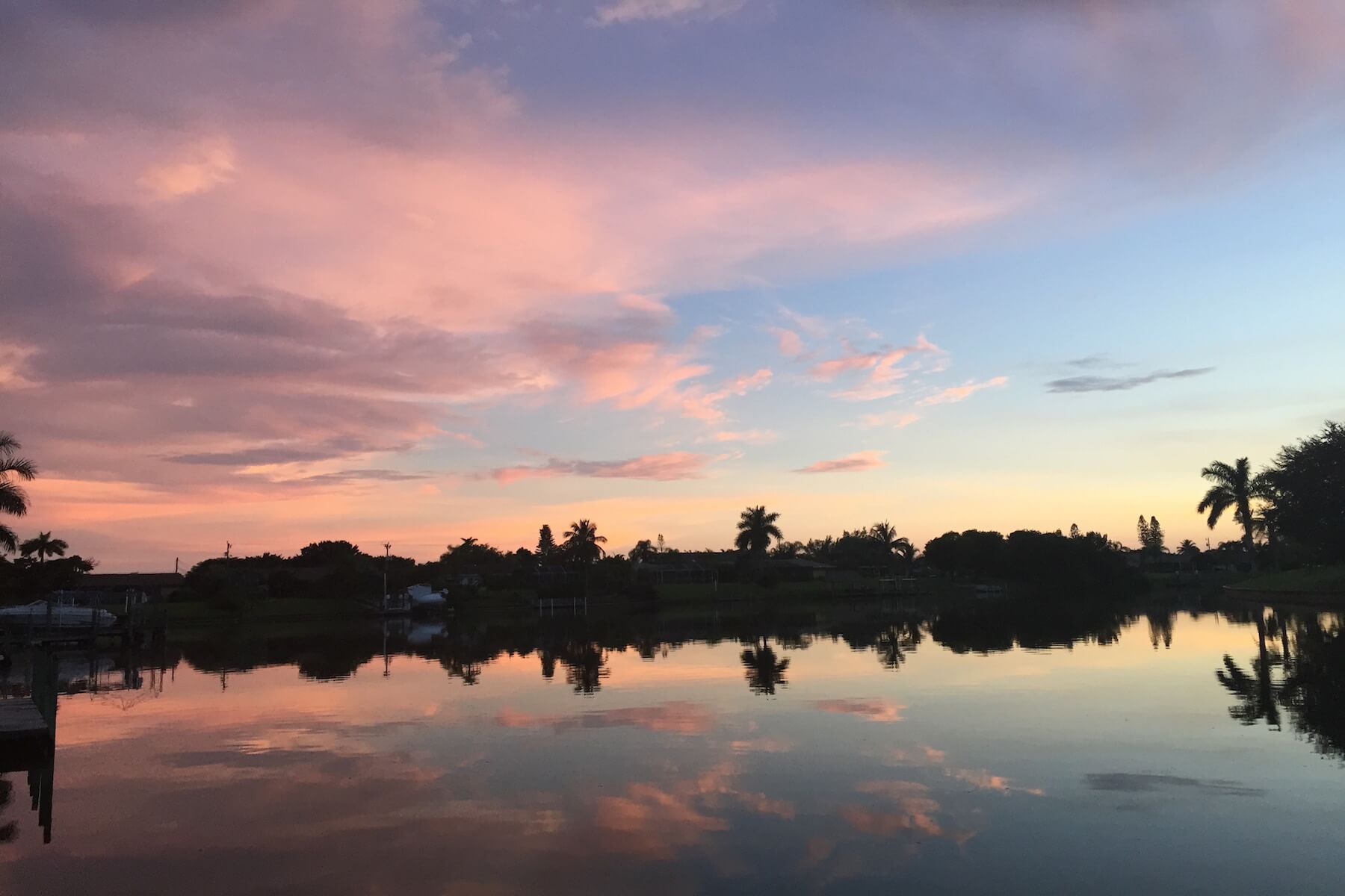 Diesen Ausblick geniessen Sie am Bootssteg des Ferienhaus Coral Belle in Cape Coral Florida