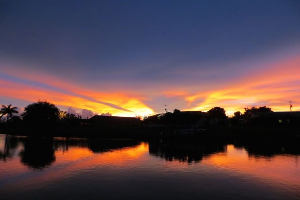 Diesen Sonnenuntergang geniessen Sie am Bootssteg des Ferienhaus Coral Belle in Cape Coral