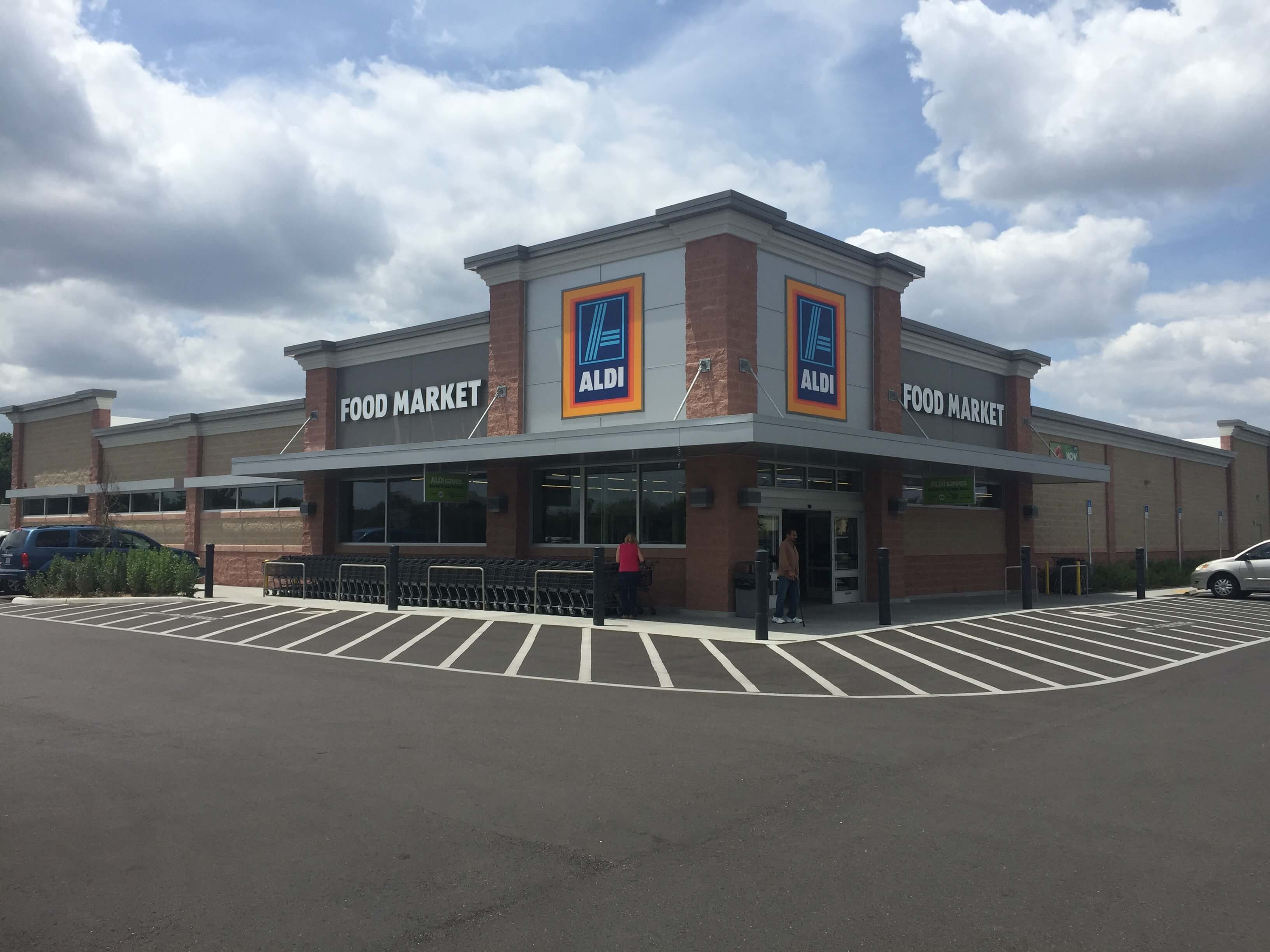 Frontansicht des Aldi in Lehigh Acres in Florida